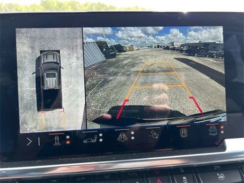 Used 2025 Chevrolet Silverado 1500 LTZ w/ Technology Package image 27