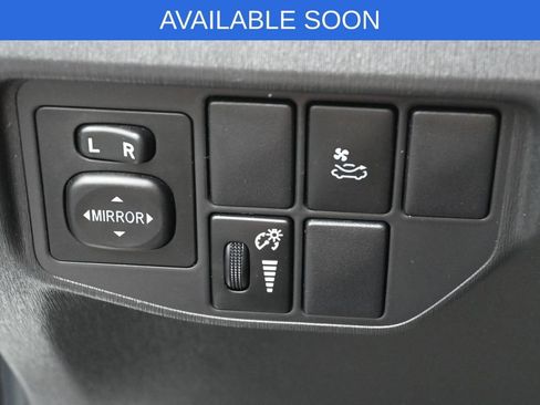 Used 2015 Toyota Prius Four w/ Deluxe Solar Roof Package FWD image 14