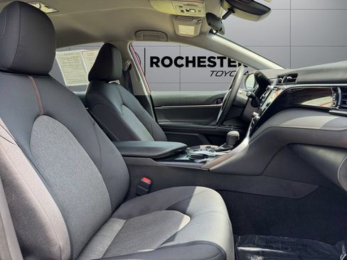 Certified 2019 Toyota Camry LE FWD image 17
