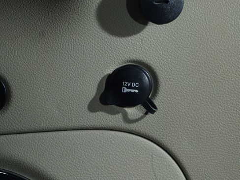 Used 2021 Jeep Grand Cherokee Limited AWD/4WD image 26
