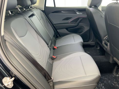 New 2026 Volkswagen Tiguan SE image 29