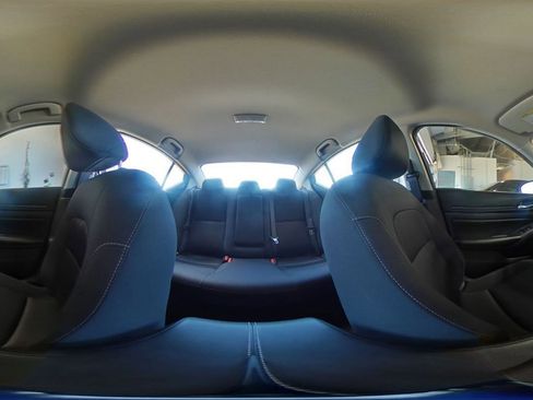 Used 2025 Nissan Altima 2.5 SV FWD image 42