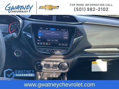 Used 2021 Chevrolet TrailBlazer RS w/ Technology Package image 17