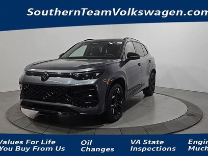 New 2026 Volkswagen Tiguan SE R-Line