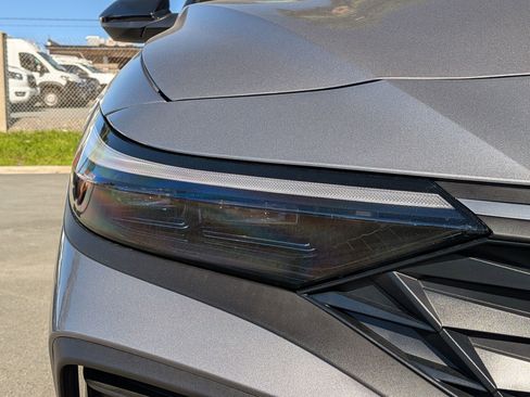 New 2026 Hyundai Elantra SEL Sport FWD image 6