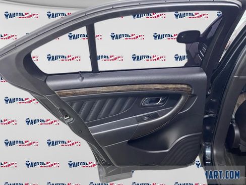 Used 2015 Ford Taurus Limited image 11