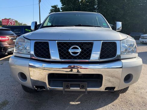 Used 2004 Nissan Titan SE AWD/4WD image 6
