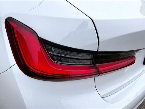 Used 2021 BMW 330i Sedan w/ Driving Assistance Package image 28