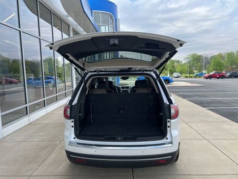 Used 2016 GMC Acadia SLT w/ Premium Edition AWD/4WD image 6