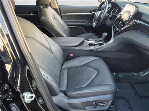 Used 2024 Toyota Camry XLE FWD image 18