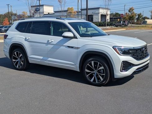 New 2026 Volkswagen Atlas SEL Premium R-Line image 2