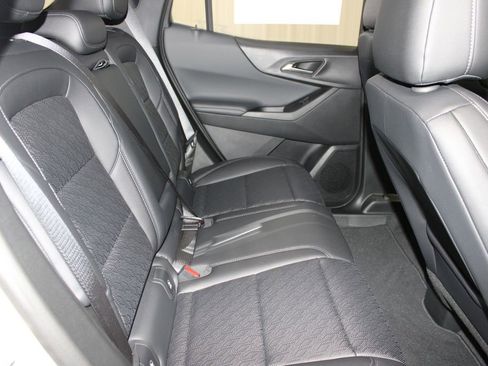 New 2026 Chevrolet Equinox LT w/ Convenience Package II AWD/4WD image 27