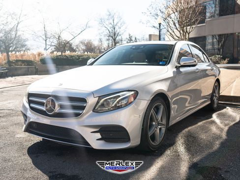 Used 2017 Mercedes-Benz E 300 image 3