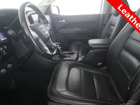 Used 2022 GMC Canyon Denali AWD/4WD image 16