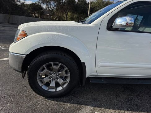 Used 2019 Nissan Frontier SL image 13