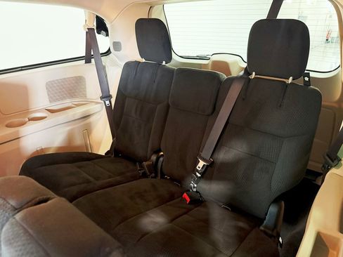 Used 2017 Dodge Grand Caravan Crew image 27