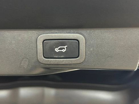 Used 2016 Land Rover Range Rover Sport HSE AWD/4WD image 40