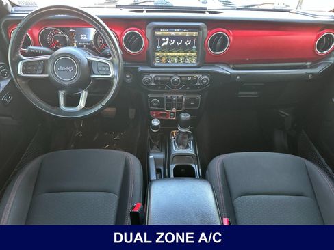 Used 2021 Jeep Gladiator Rubicon AWD/4WD image 18