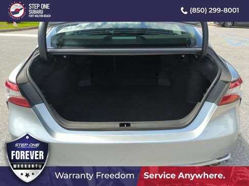 Used 2019 Toyota Camry SE FWD image 30