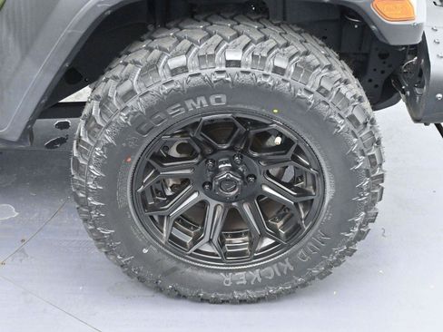 Used 2021 Jeep Wrangler Unlimited Sport image 34