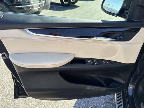 Used 2018 BMW X5 xDrive35i image 10