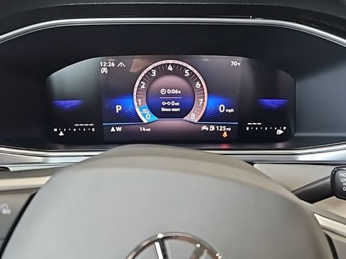 New 2026 Volkswagen Taos SE image 32