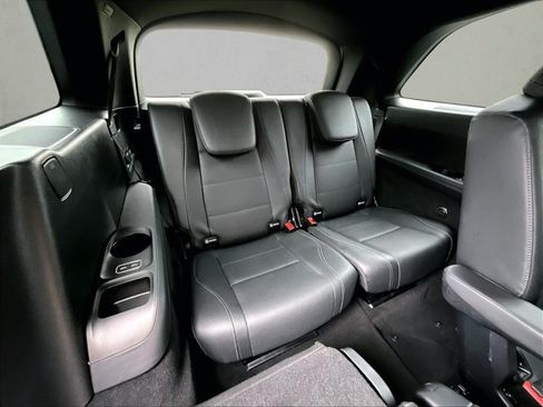 Used 2025 Mercedes-Benz GLS 450 4MATIC image 30