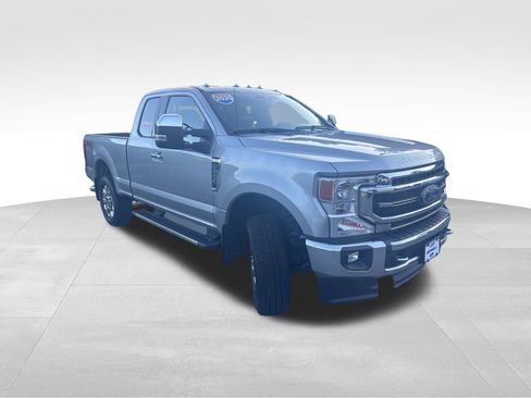 Used 2020 Ford F250 Lariat w/ Chrome Package image 8