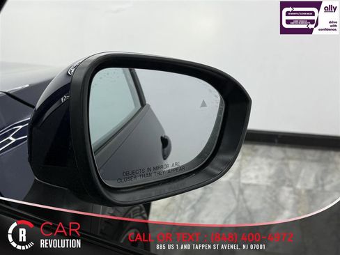 Used 2024 Nissan Rogue SV image 56