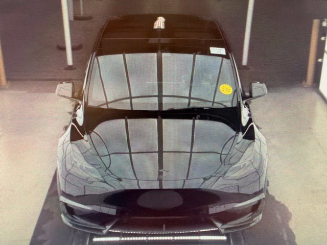 Used 2022 Tesla Model Y Long Range AWD/4WD image 14