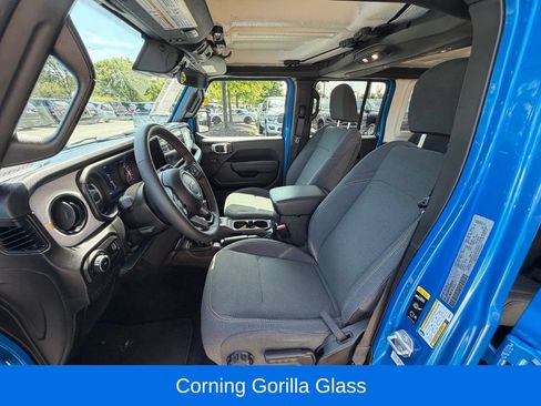 Used 2024 Jeep Wrangler Unlimited Sport AWD/4WD image 21