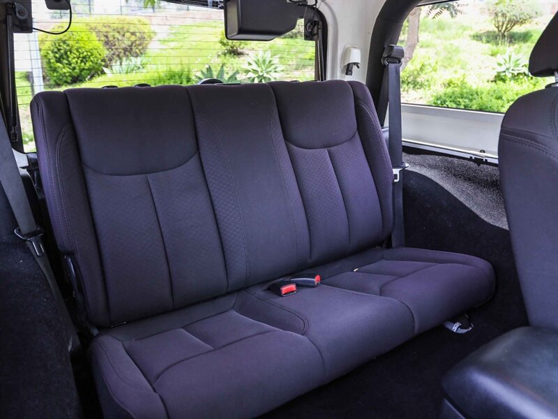 Used 2014 Jeep Wrangler Sport AWD/4WD image 16