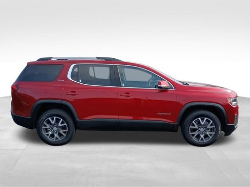 Used 2023 GMC Acadia SLE w/ Driver Convenience Package FWD image 9