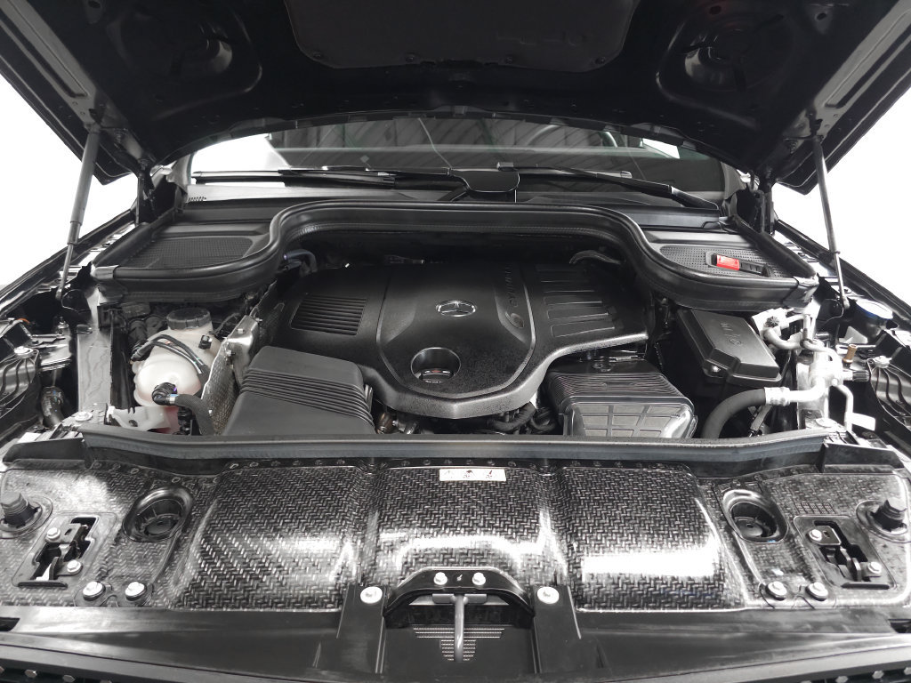 Used 2023 Mercedes-Benz GLE 450 4MATIC w/ AMG Line Exterior image 35