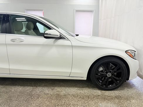 Used 2018 Mercedes-Benz C 300 Sedan w/ Premium Package image 8