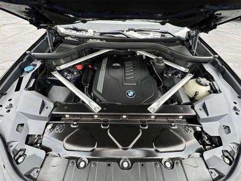 Used 2019 BMW X5 xDrive40i w/ Premium Package 2 image 26