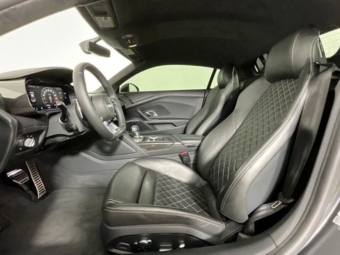 Used 2020 Audi R8 V10 performance image 16