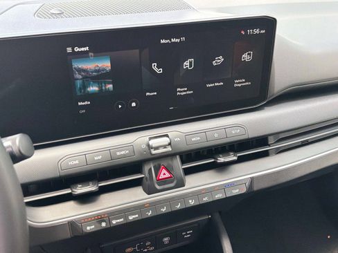 New 2026 Kia K4 FWD image 19