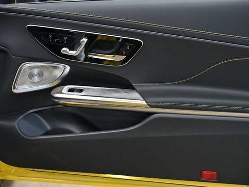 Used 2026 Mercedes-Benz CLE 53 AMG 4MATIC Cabriolet image 32