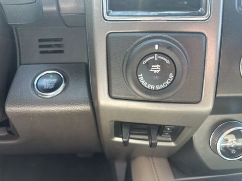 Used 2019 Ford Expedition XLT w/ Equipment Group 202A image 24