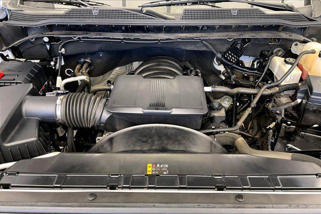 Used 2020 Chevrolet Silverado 2500 Custom w/ Custom Value Package AWD/4WD image 9