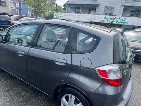 Used 2013 Honda Fit image 4