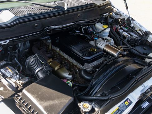 Used 2005 Dodge Ram 3500 Truck SLT image 27