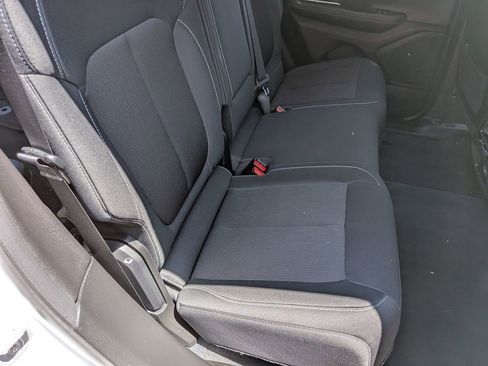 Used 2023 Jeep Grand Cherokee Laredo AWD/4WD image 22