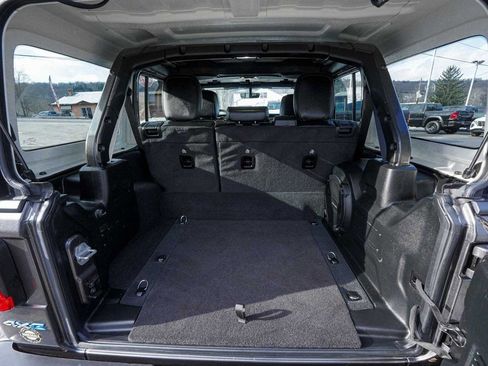 Used 2023 Jeep Wrangler Unlimited Sahara w/ Cold Weather Group image 47