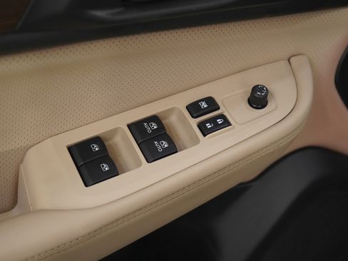 Used 2017 Subaru Outback 2.5i Limited image 17