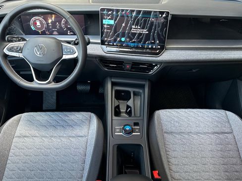 New 2026 Volkswagen Tiguan S FWD image 11