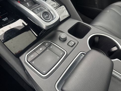 Used 2023 Acura MDX SH-AWD image 24