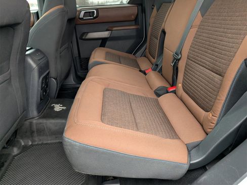 Used 2022 Ford Bronco Outer Banks image 16