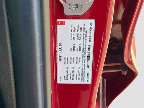 Used 2018 Tesla Model 3 Long Range RWD image 29